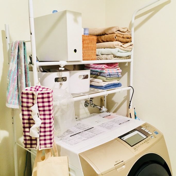 ニトリのランドリーラックは安いのに優秀だった！洗濯機まわりをすっきり収納 | Migaru-Days